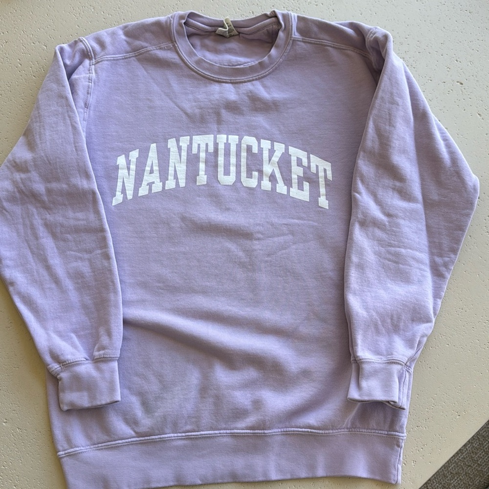 Lilac Nantucket Sweatshirt Small